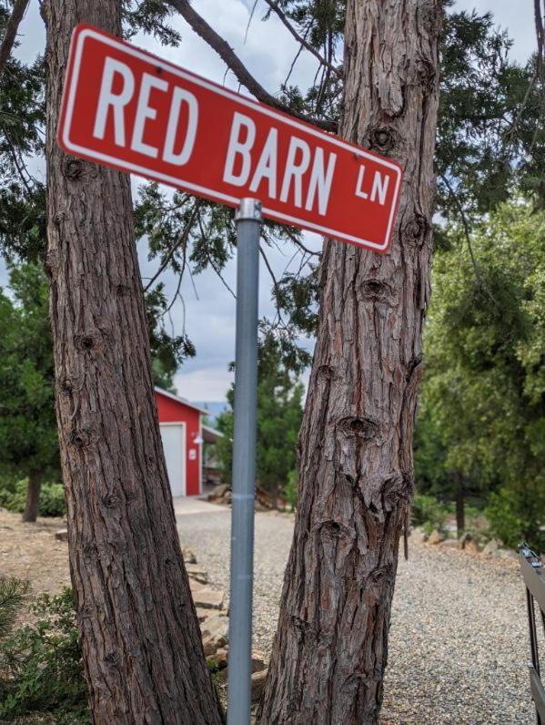 Red Barn Retreat Hotel North Fork ภายนอก รูปภาพ